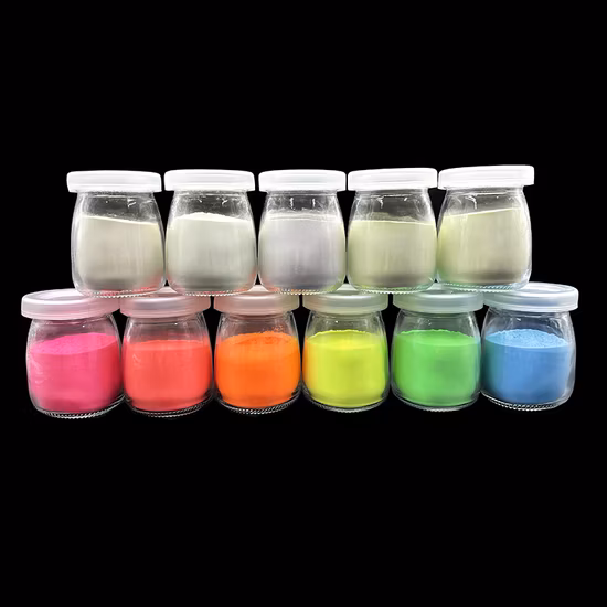 8 anni di fornitura della fabbrica God Mamber pigmento fotoluminescente, pigmento luminoso, pigmento fosforescente per plastica e vernice